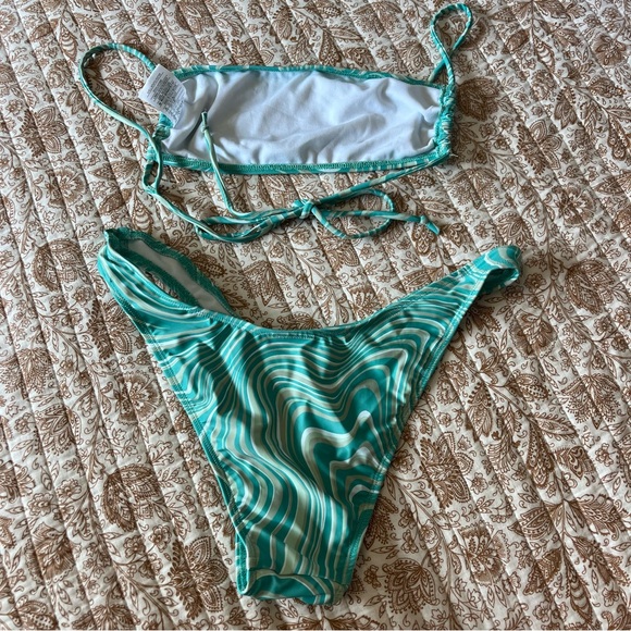 New Motel Rocks Bikini - Picture 4 of 4